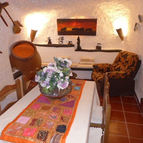 3 soveværelse Hulehus til salg i Galera - € 80.000 (Ref: 9428950)