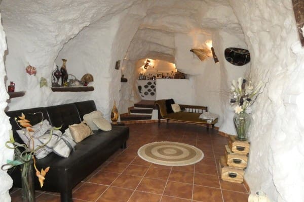 6 soveværelse Hulehus til salg i La Alqueria, Galera - € 235.000 (Ref: 9436637)