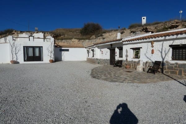 6 soveværelse Hulehus til salg i La Alqueria, Galera - € 235.000 (Ref: 9436637)