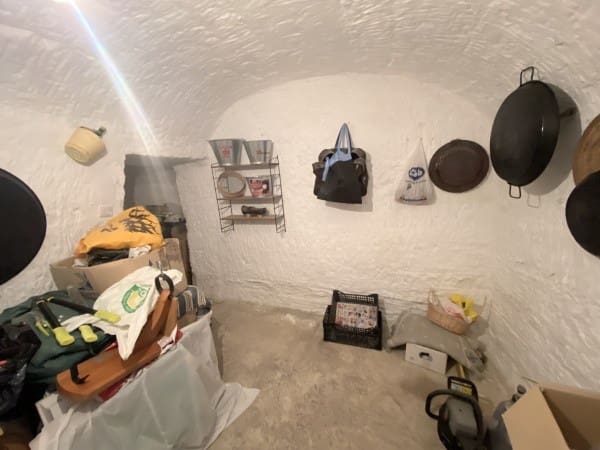 Casa Cueva de 10 habitaciones en Benamaurel en venta - 257.500 € (Ref: 9510033)