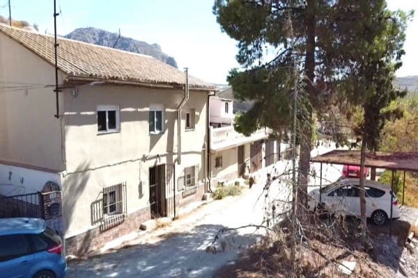 5 soveværelse Hulehus til salg i Zújar - € 100.000 (Ref: 9523702)