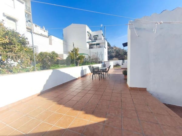 5 soveværelse Byhus til salg i Hinojares med swimmingpool - € 93.000 (Ref: 9525075)