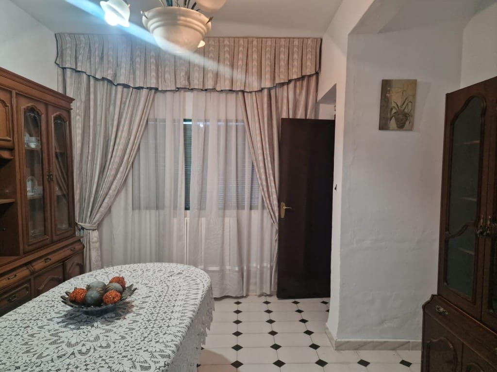 4 soveværelse Byhus til salg i Galera - € 63.950 (Ref: 9532167)