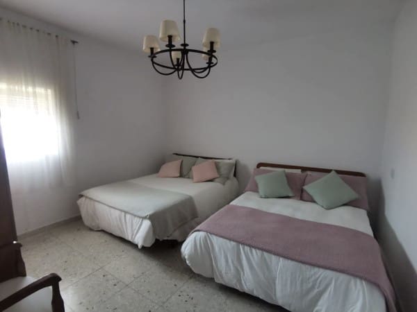 4 soveværelse Hulehus til salg i Cuevas del Campo - € 115.000 (Ref: 9559163)