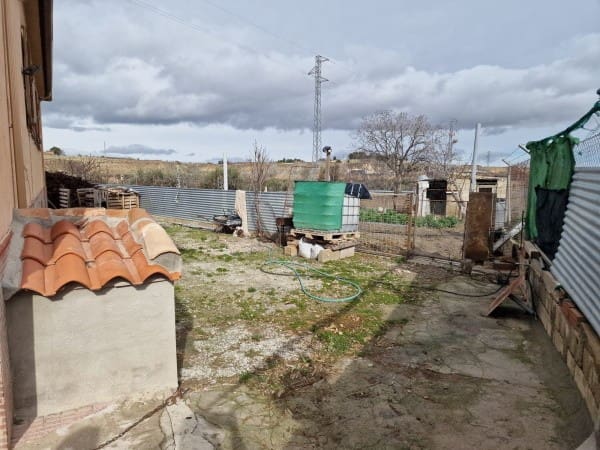 Chalet de 4 habitaciones en Cúllar en venta - 329.600 € (Ref: 9562185)