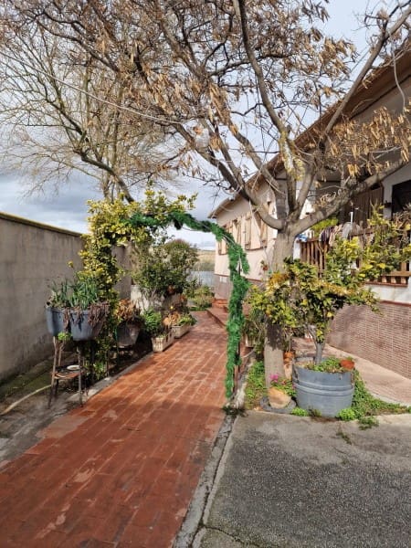 Chalet de 4 habitaciones en Cúllar en venta - 329.600 € (Ref: 9562185)