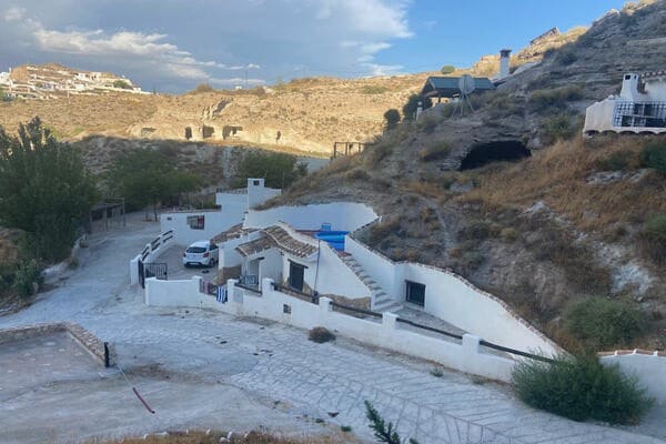 3 bedroom Cave House for sale in Galera - € 79,950 (Ref: 9602491)