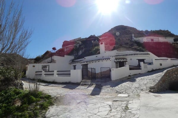 3 sypialnia Dom w skale na sprzedaż w Galera - 79 950 € (Ref: 9602491)