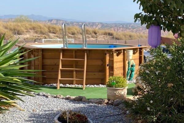 3 makuuhuone Huvila myytävänä paikassa Freila mukana uima-altaan - 186 000 € (Ref: 9634923)