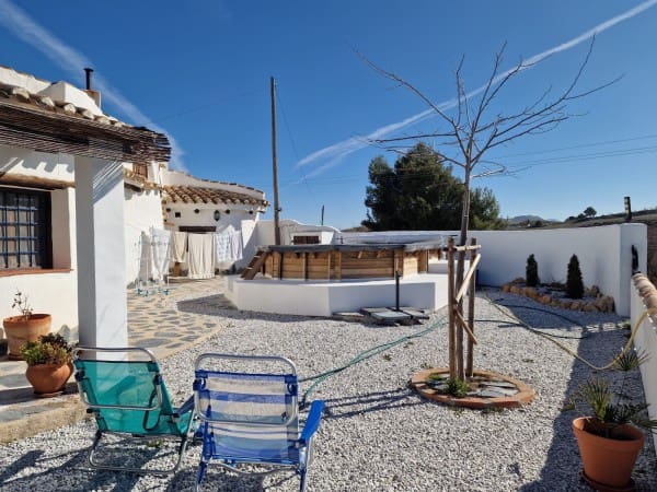 3 sypialnia Dom w skale na sprzedaż w La Alqueria z basenem - 149 950 € (Ref: 9646762)