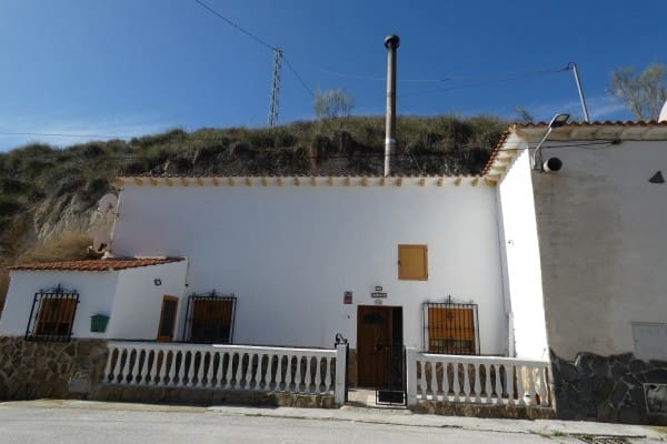 4 slaapkamer Grotwoning te koop in Cortes de Baza - € 90.000 (Ref: 9651107)