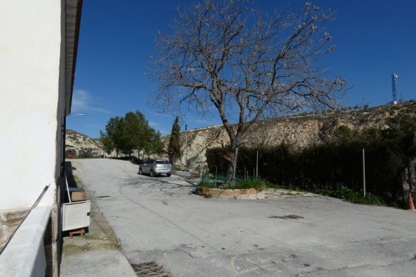 4 slaapkamer Grotwoning te koop in Cortes de Baza - € 90.000 (Ref: 9651107)