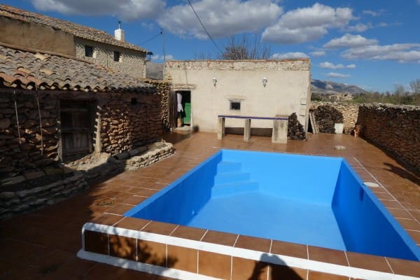 4 Zimmer Doppelhaus zu verkaufen in Venta Quemada mit Pool - 120.000 € (Ref: 9712397)