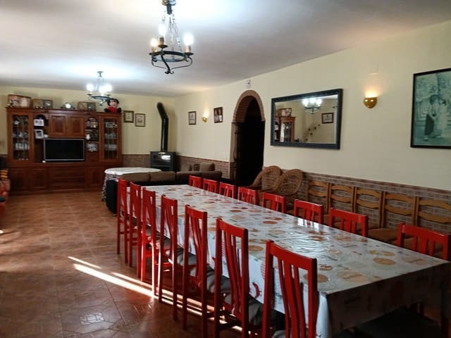 2 bedroom Villa for sale in Benamaurel - € 99,950 (Ref: 9730897)