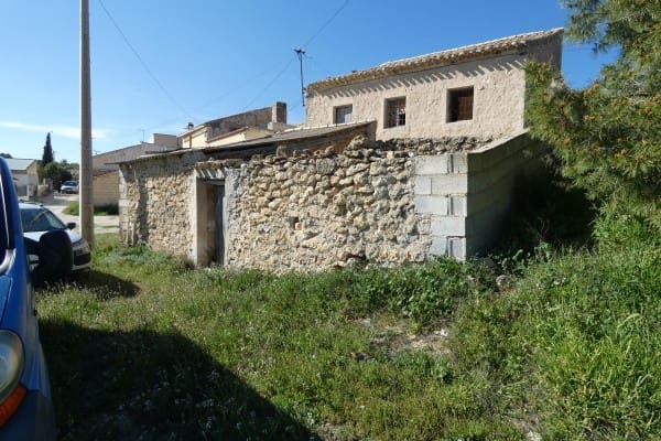 8 bedroom Cave House for sale in Cortes de Baza - € 96,000 (Ref: 9731205)