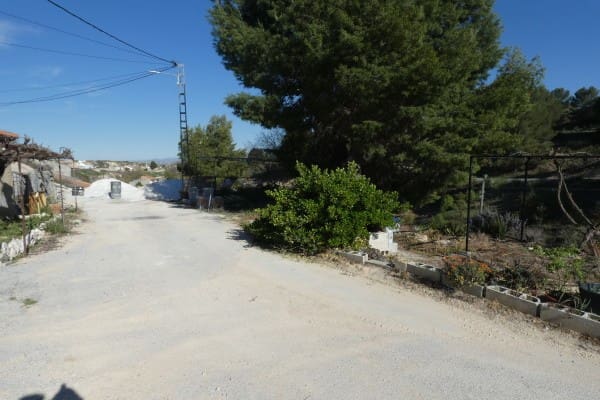 4 bedroom Cave House for sale in Cortes de Baza - € 66,000 (Ref: 9731562)