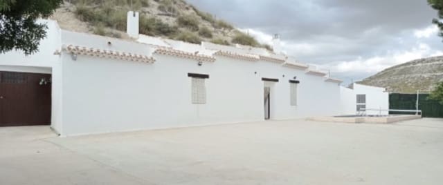 4 soveværelse Hulehus til salg i Galera med swimmingpool - € 210.000 (Ref: 9733746)