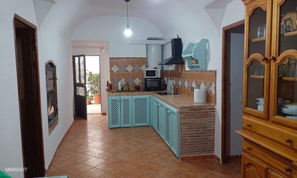 4 soveværelse Hulehus til salg i Galera med swimmingpool - € 210.000 (Ref: 9733746)