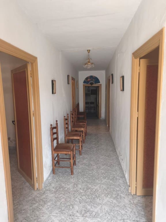 3 bedroom Cave House for sale in Benamaurel - € 55,000 (Ref: 9733747)