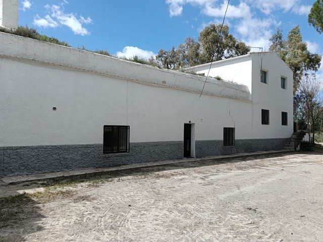 5 slaapkamer Finca/Landhuis te koop in Benamaurel met zwembad - € 210.000 (Ref: 9772494)