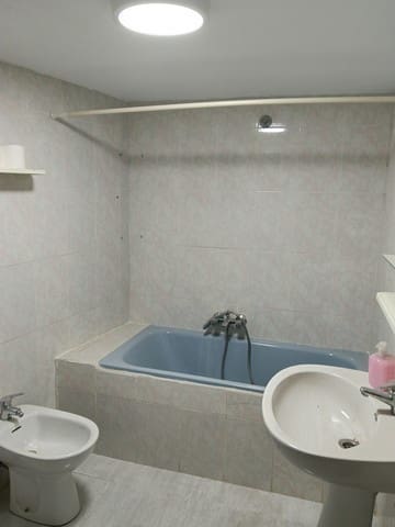 5 slaapkamer Finca/Landhuis te koop in Benamaurel met zwembad - € 210.000 (Ref: 9772494)