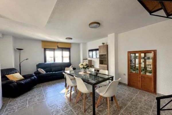 4 bedroom Townhouse for sale in Castril - € 130,000 (Ref: 9776872)