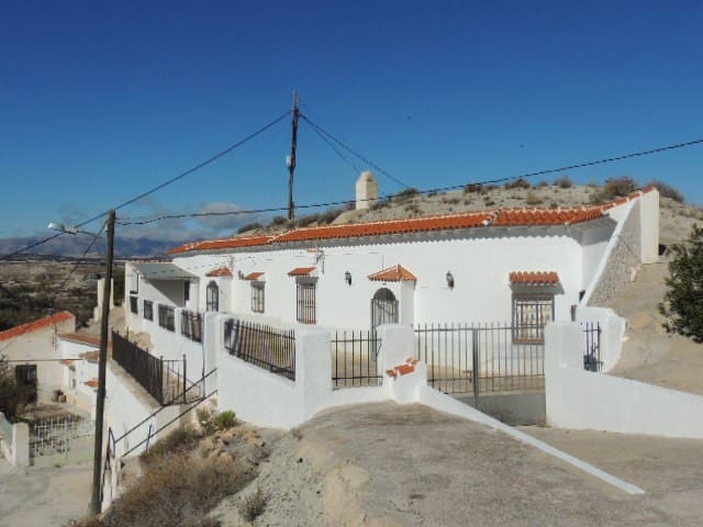 Casa Cueva de 5 habitaciones en Castilléjar en venta - 79.950 € (Ref: 9802781)
