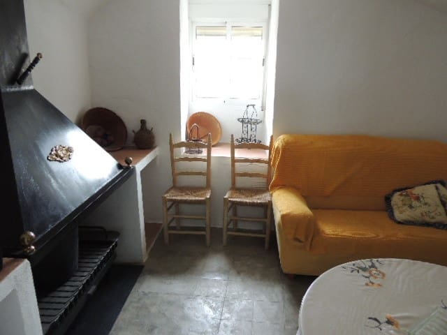 Casa Cueva de 5 habitaciones en Castilléjar en venta - 79.950 € (Ref: 9802781)