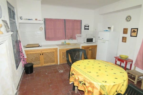 Casa de 6 habitaciones en Galera en venta - 79.950 € (Ref: 9805397)