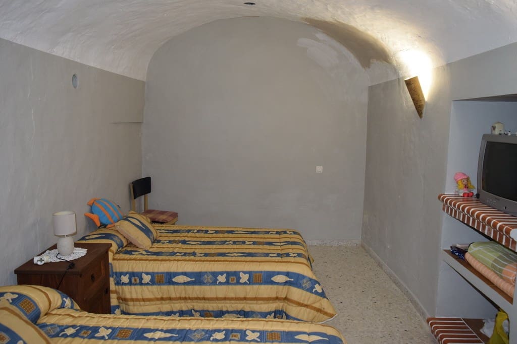4 soveværelse Hulehus til salg i Cuevas del Campo - € 161.000 (Ref: 9821017)
