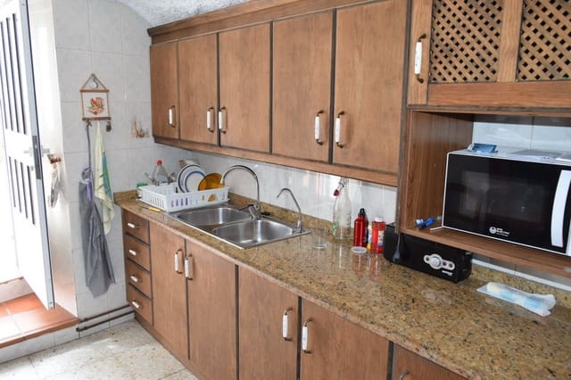 4 soveværelse Hulehus til salg i Cuevas del Campo - € 161.000 (Ref: 9821017)