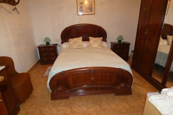 6 camera da letto Casa Grotta in vendita in Cortes de Baza - 66.000 € (Rif: 9824255)
