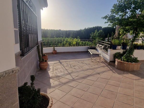 3 bedroom Cave House for sale in Castillejar - € 135,000 (Ref: 9833007)