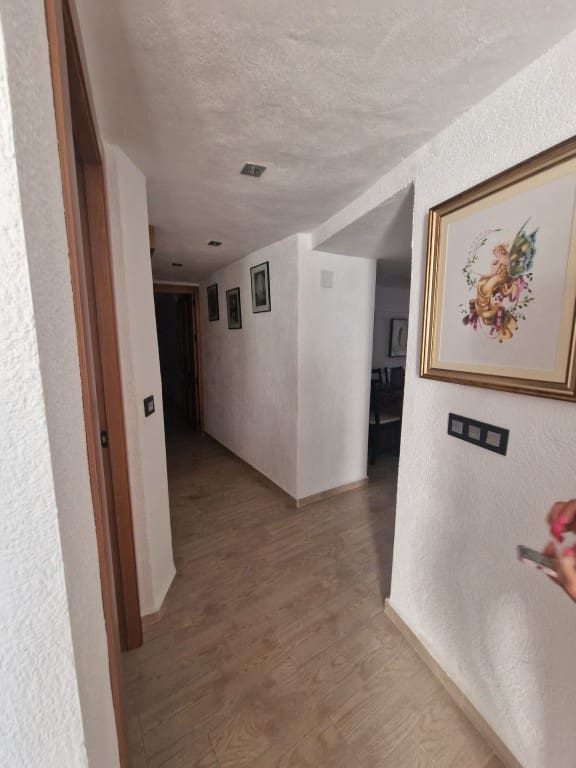 3 bedroom Cave House for sale in Castillejar - € 135,000 (Ref: 9833007)