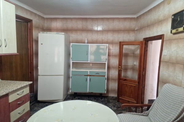 4 soveværelse Hulehus til salg i Cúllar - € 49.990 (Ref: 9834895)