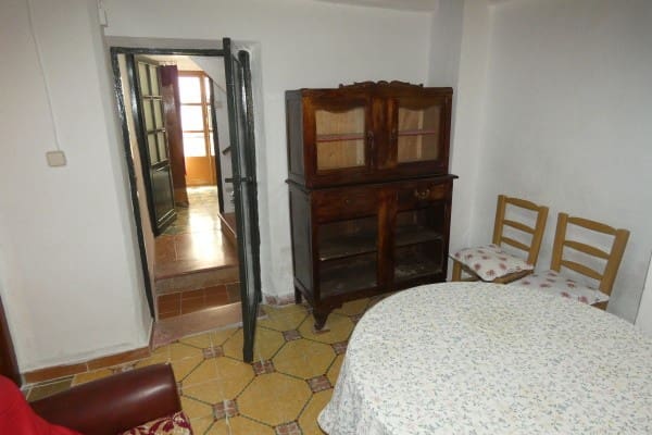 3 bedroom Townhouse for sale in Baza - € 53,000 (Ref: 9841799)