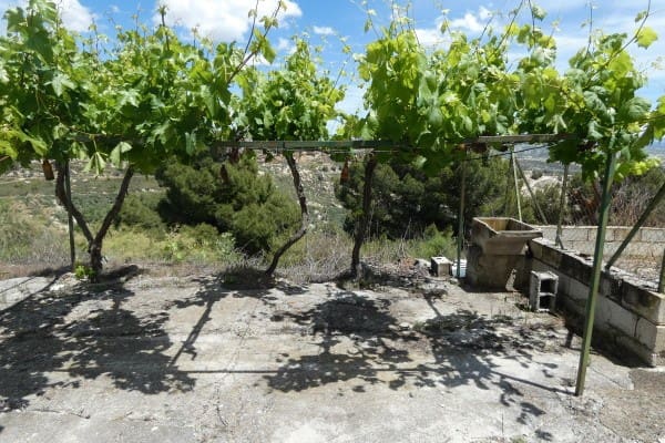 7 bedroom Cave House for sale in Cortes de Baza - € 81,000 (Ref: 9844616)