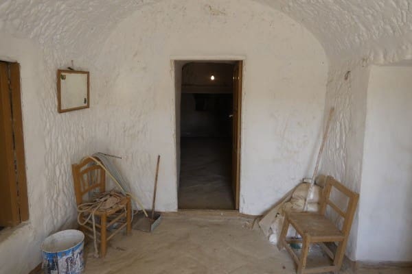 8 soveværelse Hulehus til salg i Cortes de Baza - € 65.000 (Ref: 9863903)