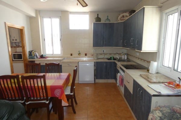 4 bedroom Townhouse for sale in Caniles - € 155,000 (Ref: 9892679)