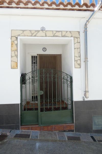 4 bedroom Townhouse for sale in Caniles - € 155,000 (Ref: 9892679)