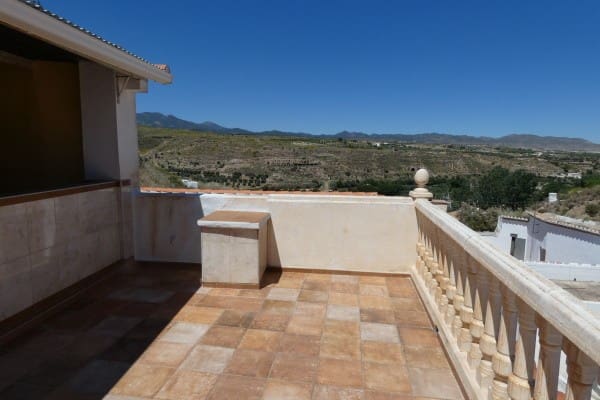 4 bedroom Townhouse for sale in Caniles - € 155,000 (Ref: 9892679)