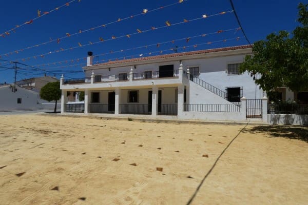 5 bedroom Townhouse for sale in Fatima - € 250,000 (Ref: 9892933)