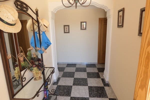 5 bedroom Townhouse for sale in Fátima, Castril - € 250,000 (Ref: 9892933)