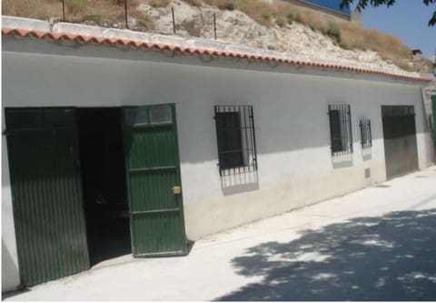 Höhle zu verkaufen in Orce - 49.995 € (Ref: 9897378)