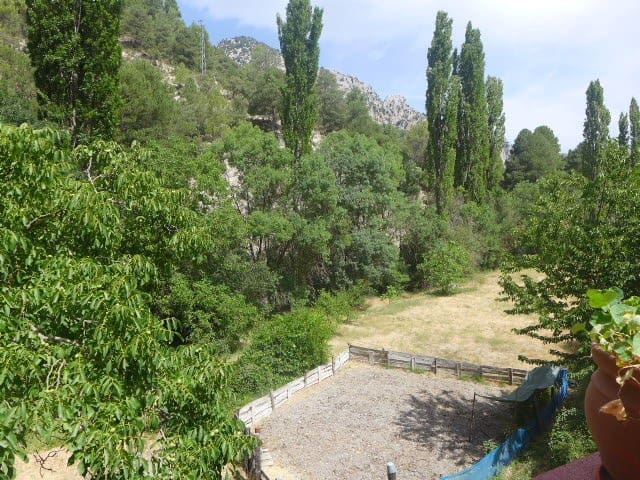 2 bedroom Finca/Country House for sale in Castril - € 215,000 (Ref: 9898444)