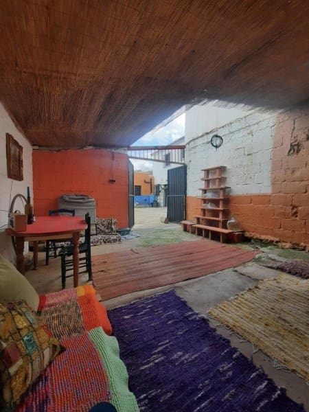 6 soveværelse Hulehus til salg i Baza - € 180.000 (Ref: 9902690)