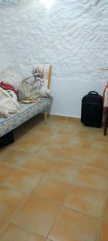 Casa Cueva de 4 habitaciones en Benamaurel en venta con garaje - 105.000 € (Ref: 9981675)