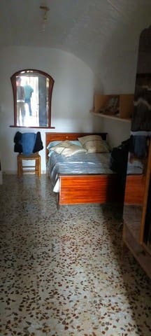 Casa Cueva de 4 habitaciones en Benamaurel en venta con garaje - 105.000 € (Ref: 9981675)