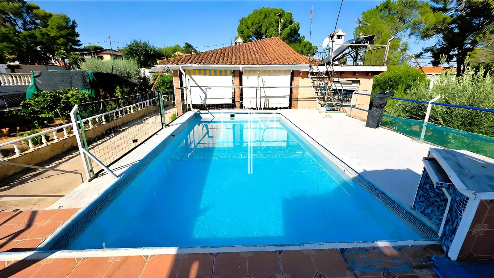 Chalet de 3 habitaciones en Alberic en venta con piscina garaje - 225.000 € (Ref: 10051892)