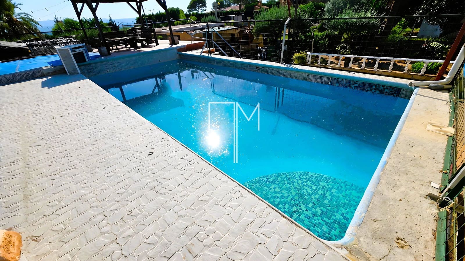 Chalet de 3 habitaciones en Alberic en venta con piscina garaje - 225.000 € (Ref: 10051892)